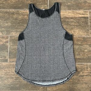 Lululemon Sculpt Tank II with Black and White Pattern